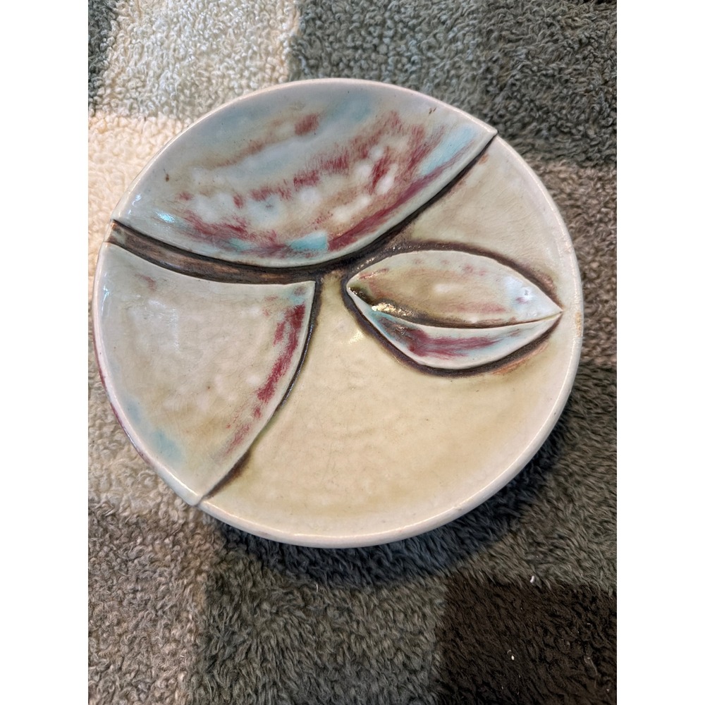 Eco Solution Studio Pottery Ceramic Trinket Dish Leaf Design Glazed 5.25‎ Inch